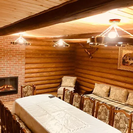 Na Studenomu Lodge Lazeshchyna