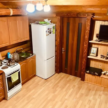 Na Studenomu Lodge Lazeshchyna